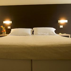 Camera familiare con letto king size